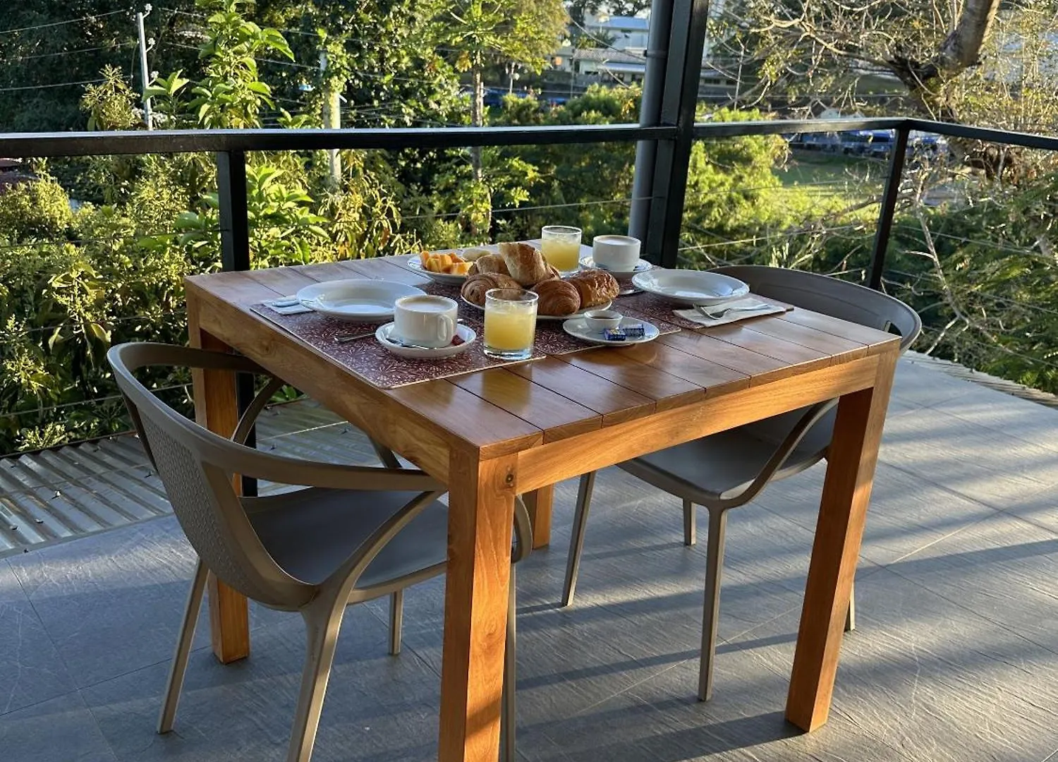 Ononui Lodge Airport, Ocean-View, Private Bathroom And Balcony, Free Wifi And Parking, On-Site Car Rental 파페에테 게스트하우스